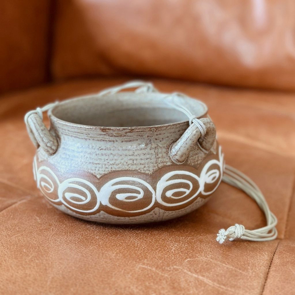 Vintage ceramic hanging planter made in Japan - Picture 2 of 5